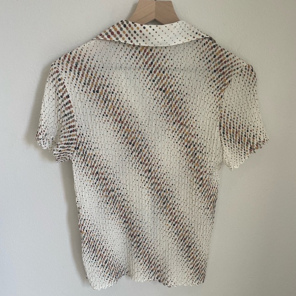 Vintage Crinkle Button Up - Picture 3 of 7